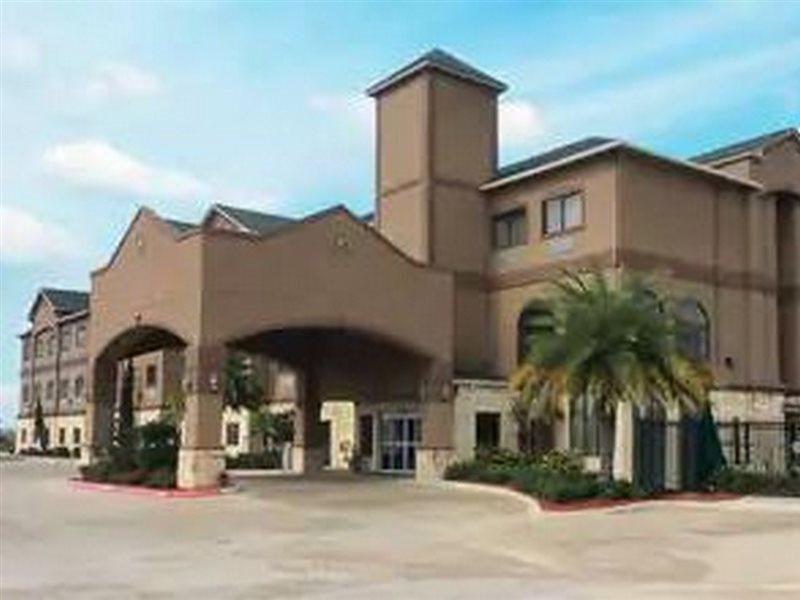 Hotel Baymont By Wyndham Cuero Exterior foto